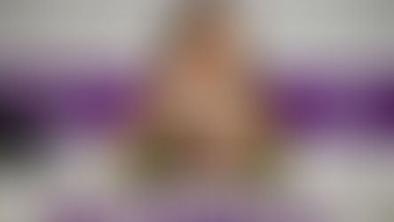 Esta señora regañona y desagradable, paso de vivir de los papis a vivir de Podemos.