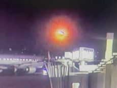 Un avión con 64 personas a bordo choca con un helicóptero militar en Washington