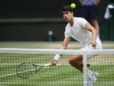 Alcaraz doblega a Rublev y ya está en cuartos