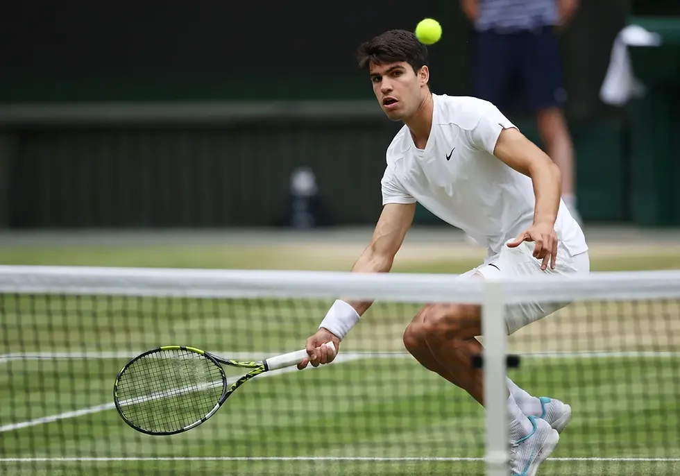 Alcaraz doblega a Rublev y ya está en cuartos