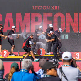Hatton y Legión XIII arrasan en Valderrama