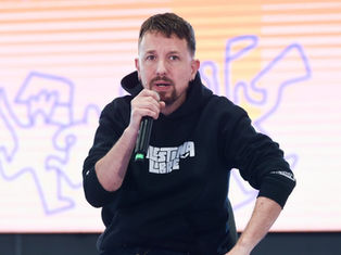 Pablo Iglesias estrena la sede en México de su TV