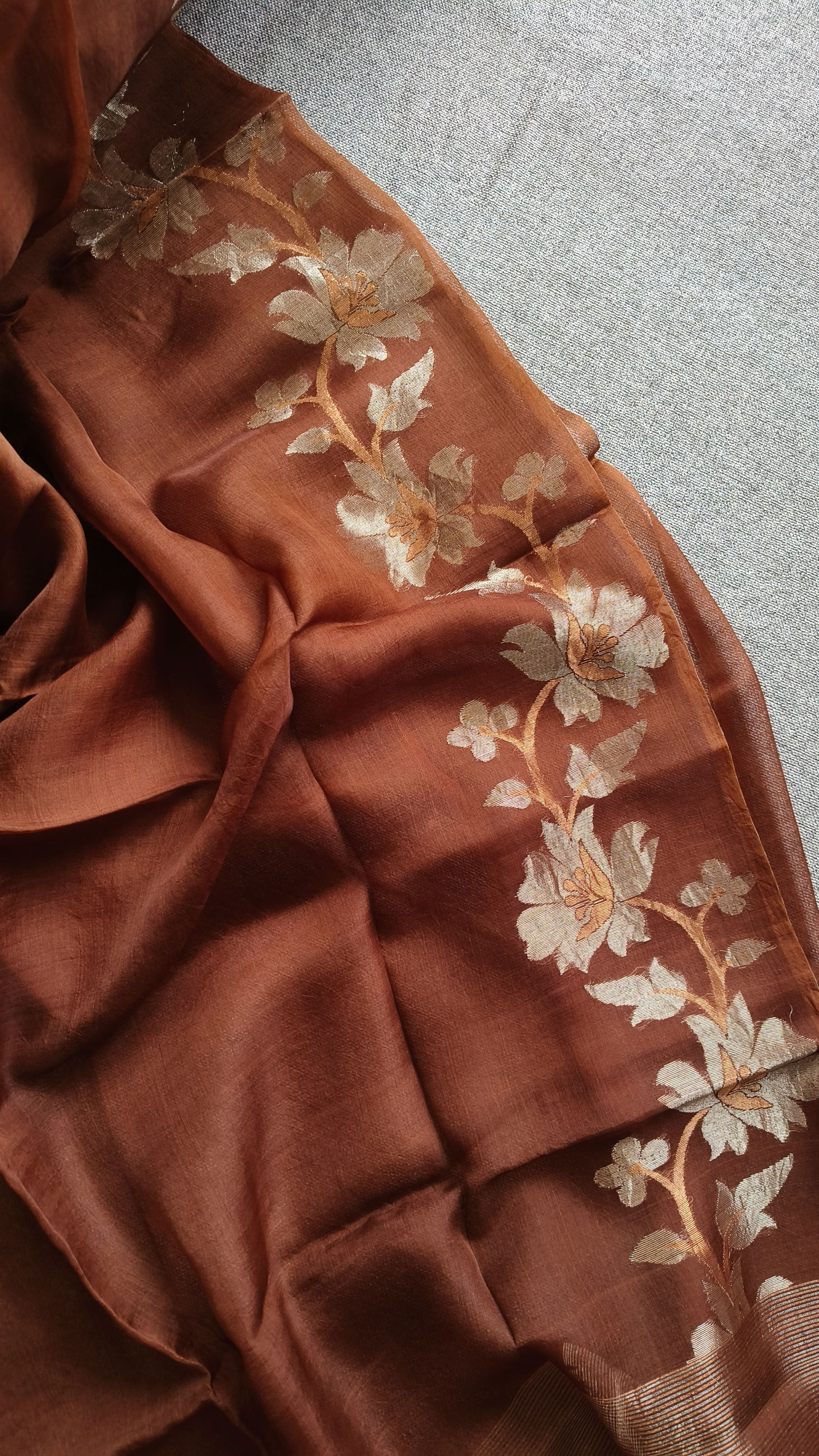 Designer Pure Muslin Silk Jamdani Saree with Handwoven Floral Border- Brown