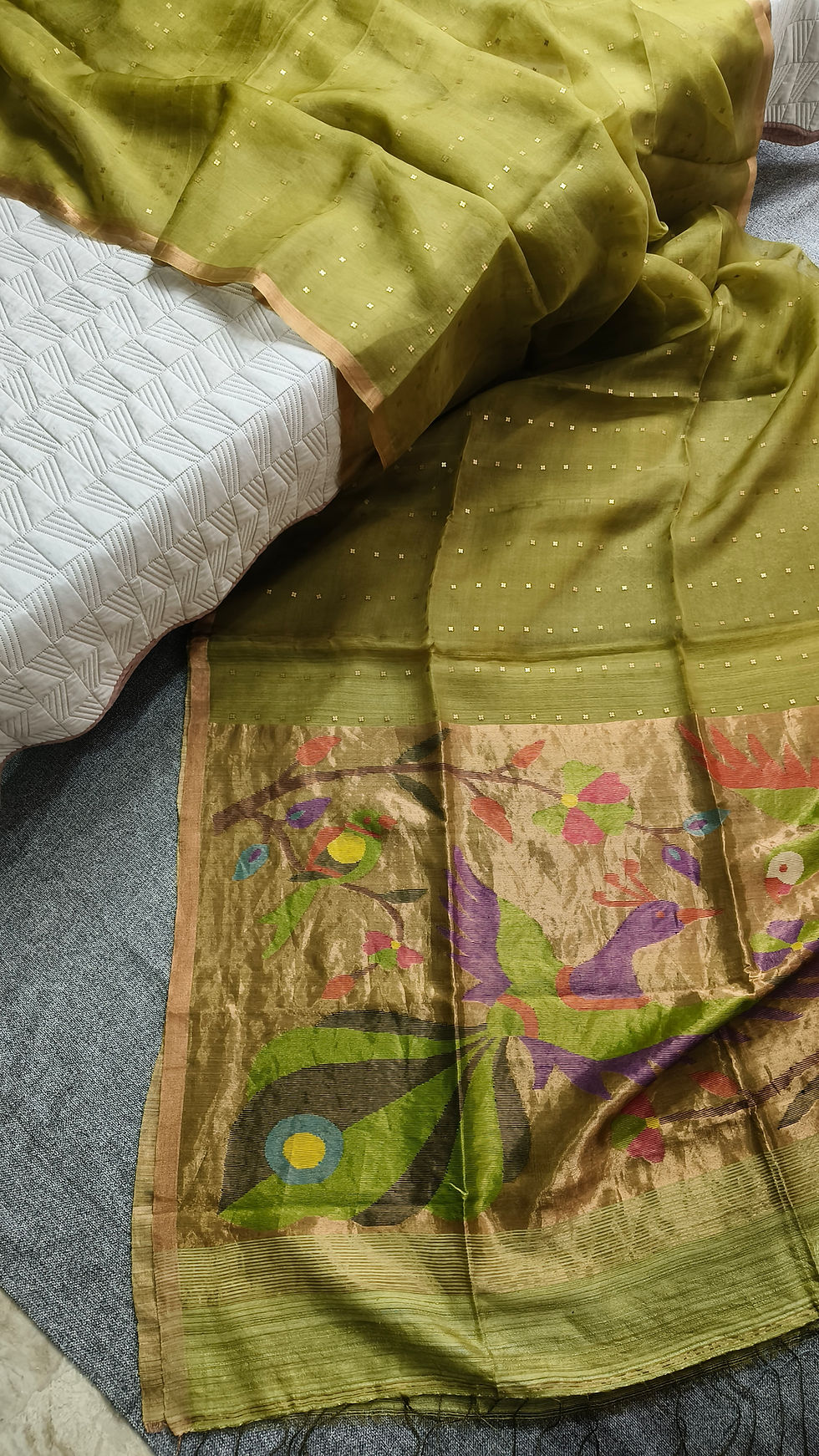 Thumbnail: Olive Green Pure Muslin Silk Saree – Jamdani Weave with Paithani Pallu