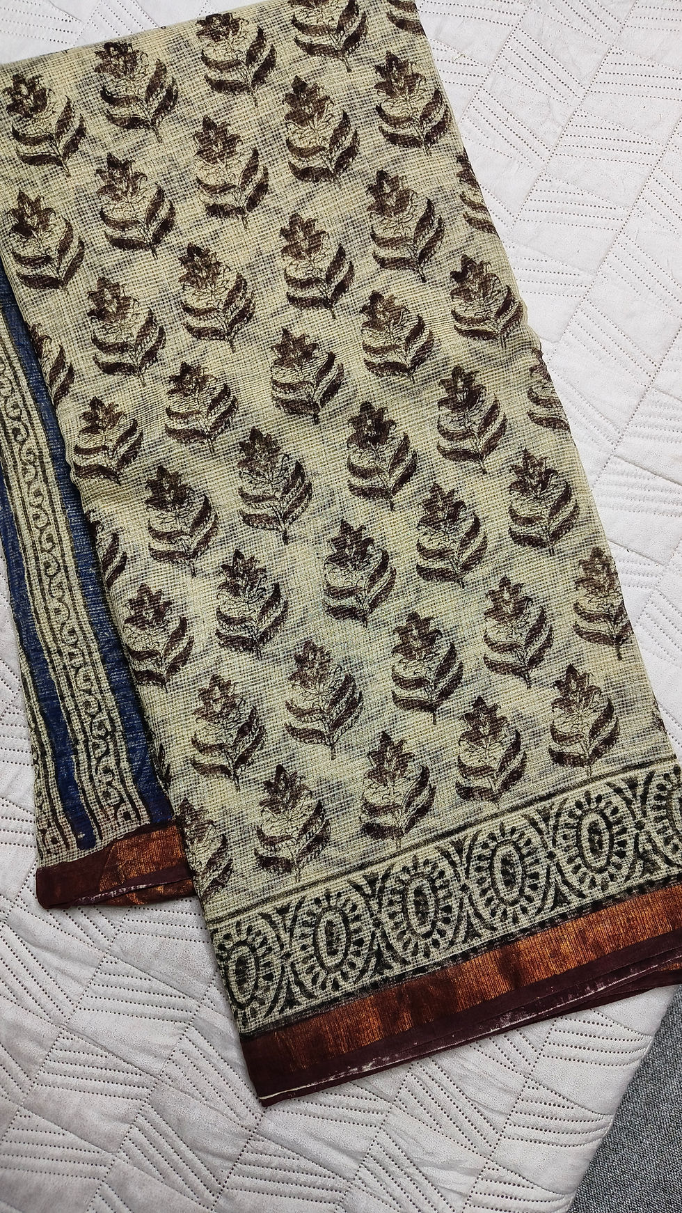 Thumbnail: Lightweight breathable Kota Doria saree fabric