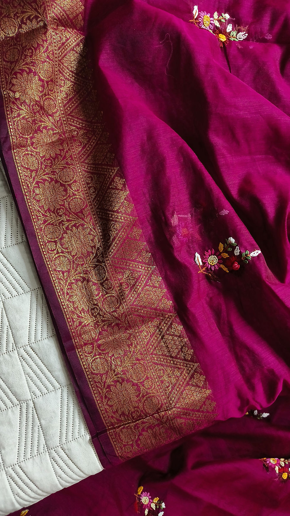 Maheshwari Silk Cotton Saree with Hand Embroidery and Zari Border
