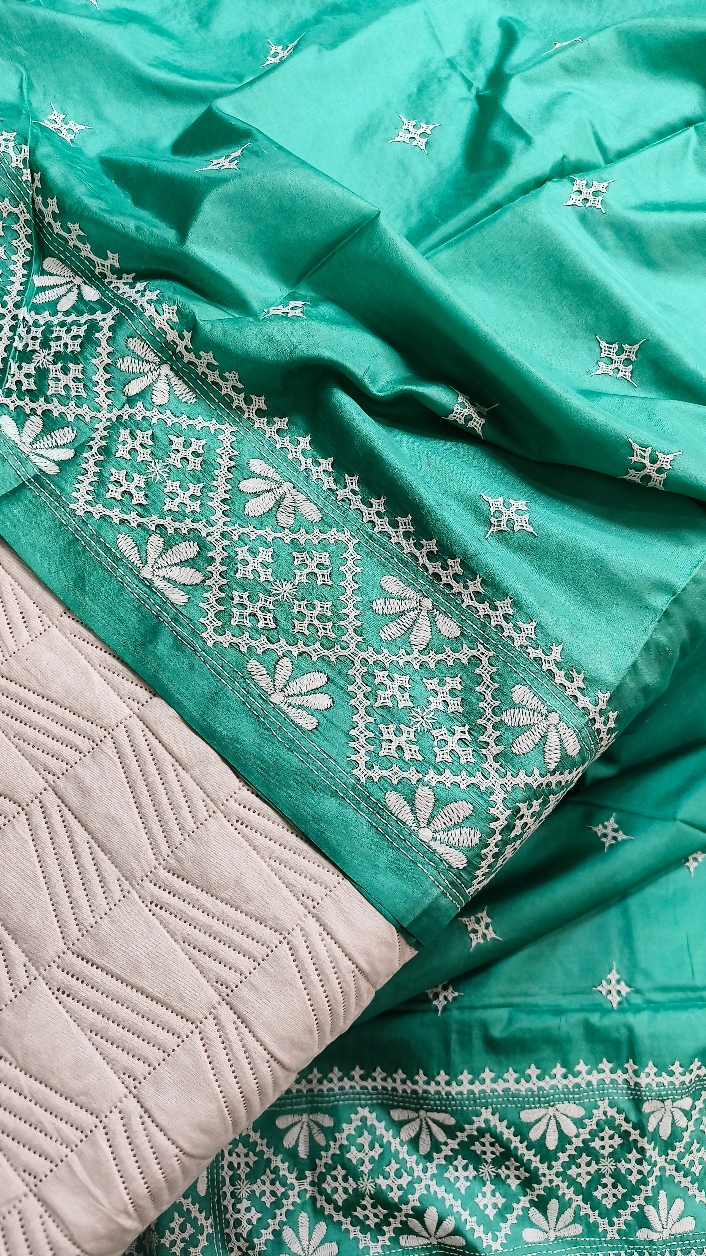 Border of  Kutchi Bharat Hand Embroidery Silk Saree – White Thread Work