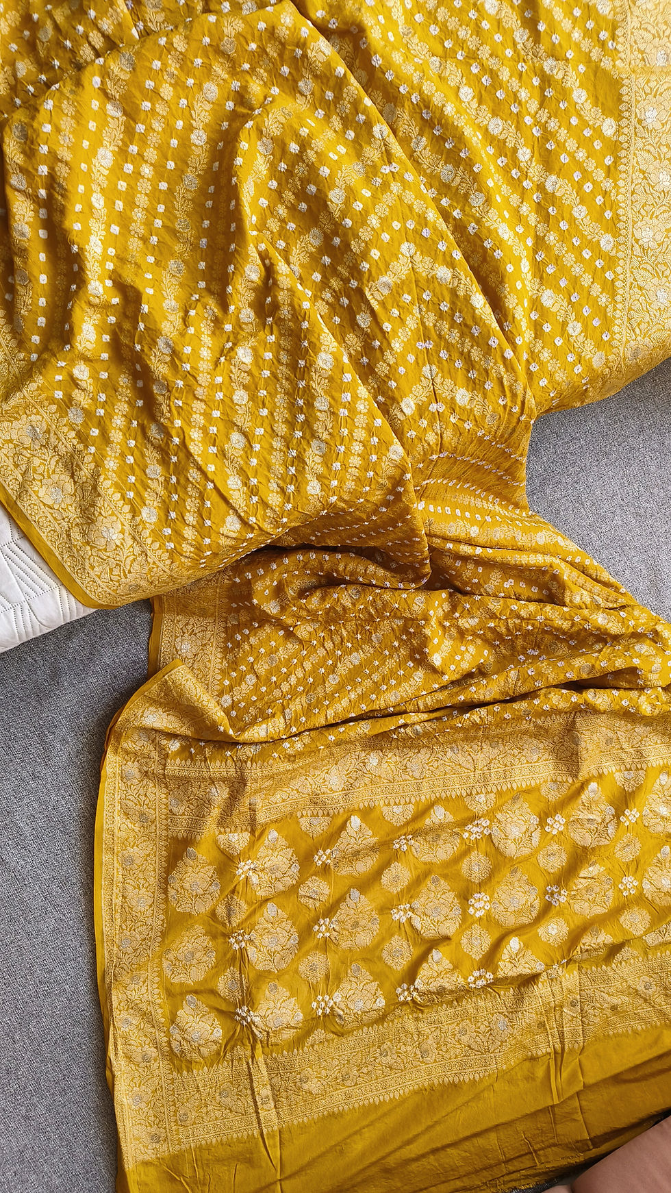 Thumbnail: Ywllow Handmade Bandhej Banarasi Silk Saree