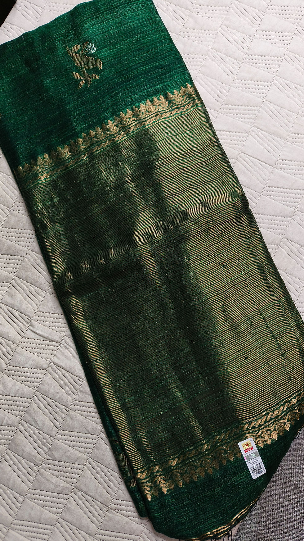 Thumbnail: Matka Silk Jamdani Saree - Bottle Green