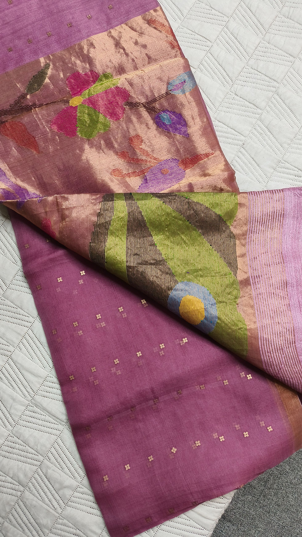 Handwoven pure muslin silk jamdani saree