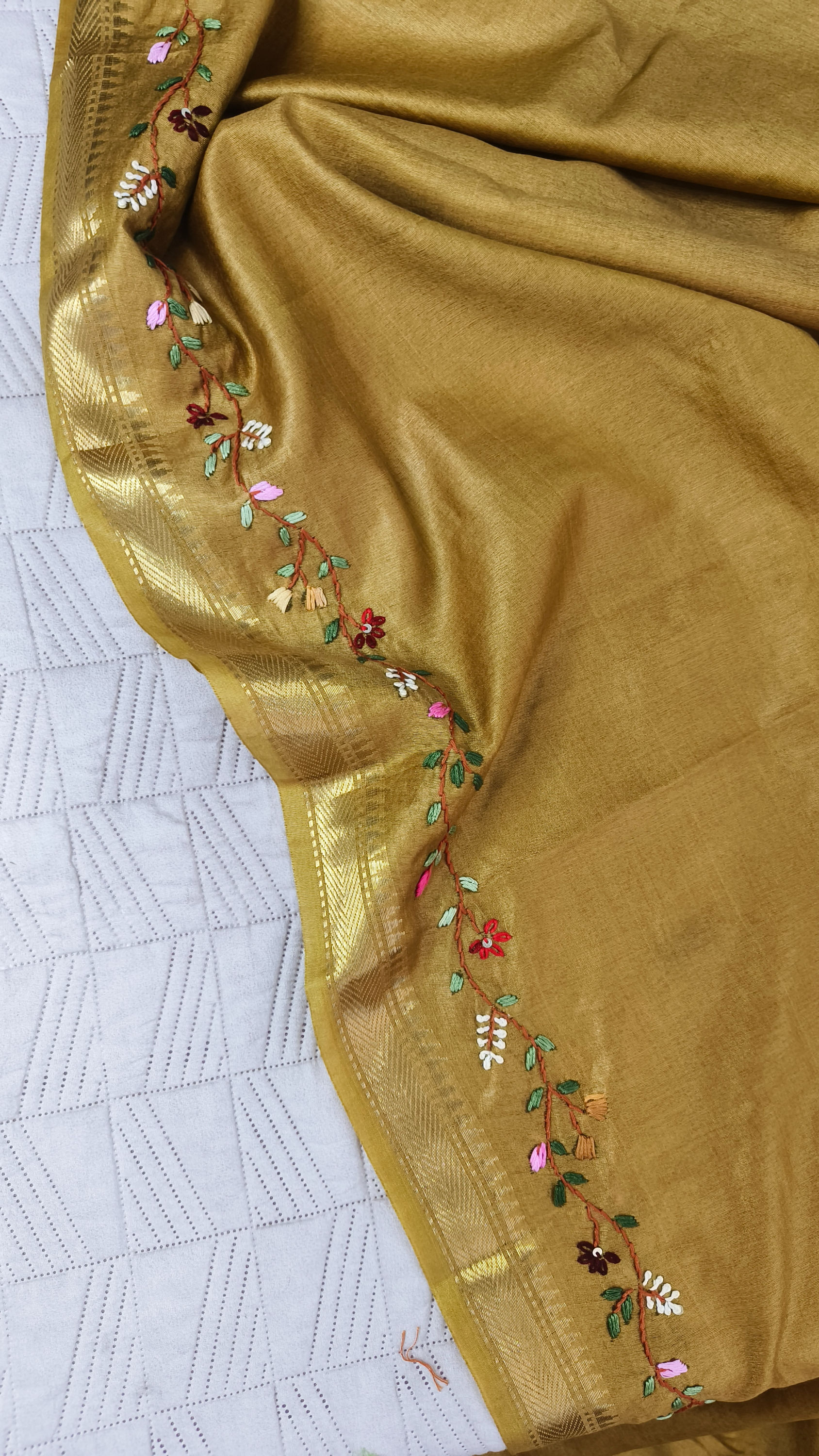 Maheshwari Silk Cotton Saree with Hand Embroidery & Zari Border