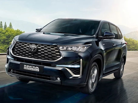 Toyota Innova Hycross for Business trip: Bangalore - Hire A Innova