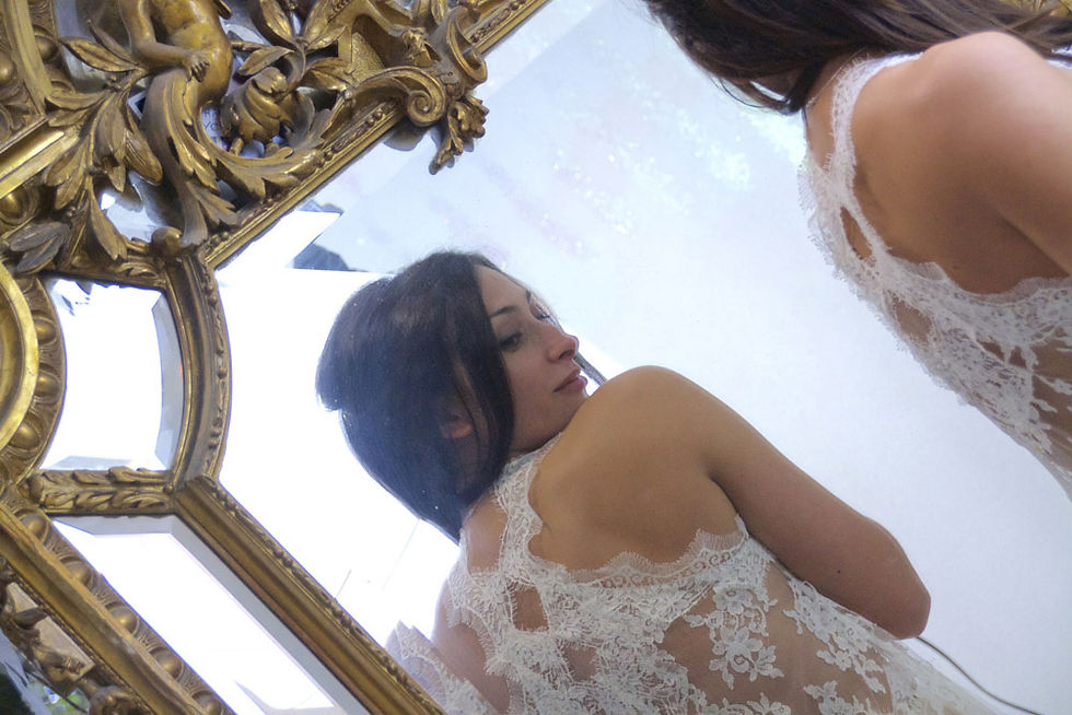 Miniature : Robe Dentelle Courte Couture