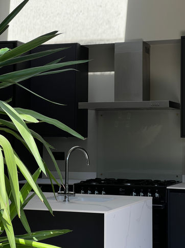 Highlighting the modern and clean style of the new kitchen refurbishment.