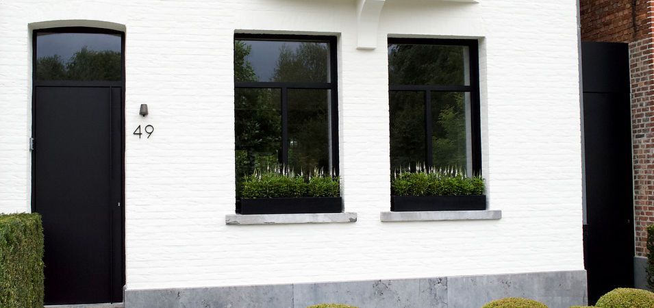 Maßgefertigte Fenster und Türen, die perfekt in ein Haus in Lokeren passen