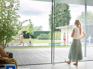 Campagebeeld Reynaers Aluminium - VINCK ramen & deuren