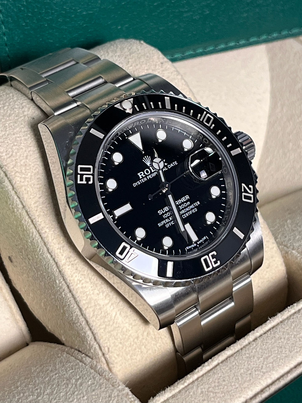 Thumbnail: Rolex Submariner Date 2019
