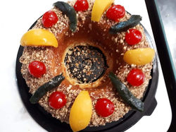 Rosca envinada de frutas