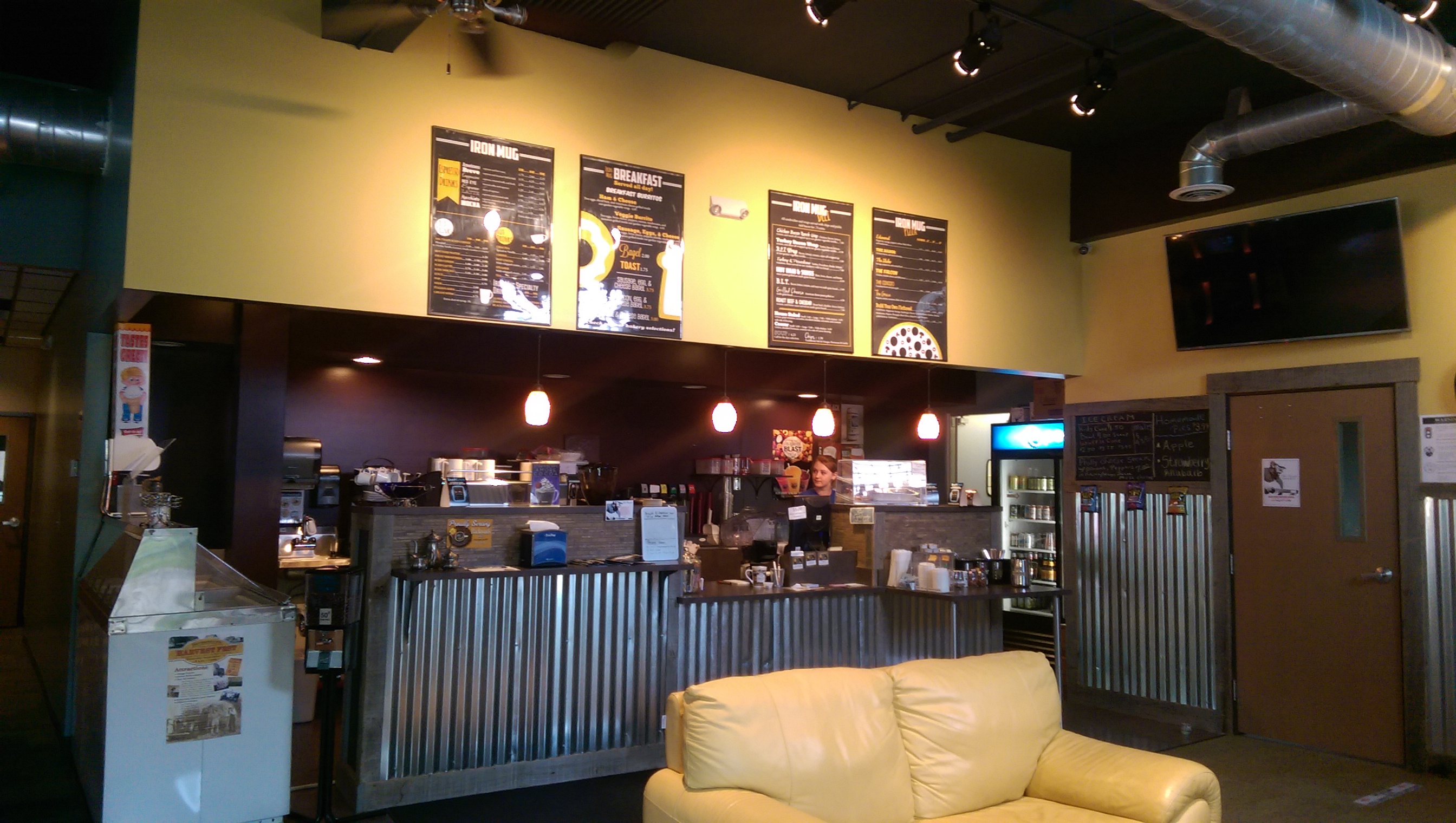 Iron Mug Coffee & Ale House