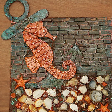 SERENE SEAHORSE