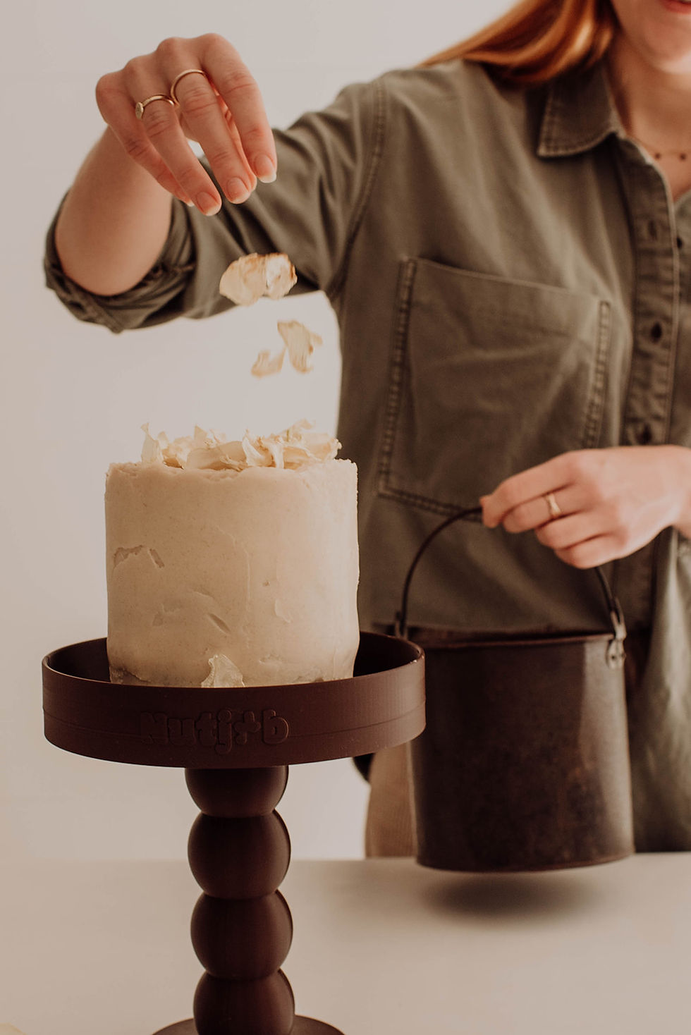 Thumbnail: VEGAN VANILLA CAKE + SEASONAL FLAVOURS