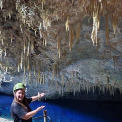 Gruta do Lago Azul Bonito MS
