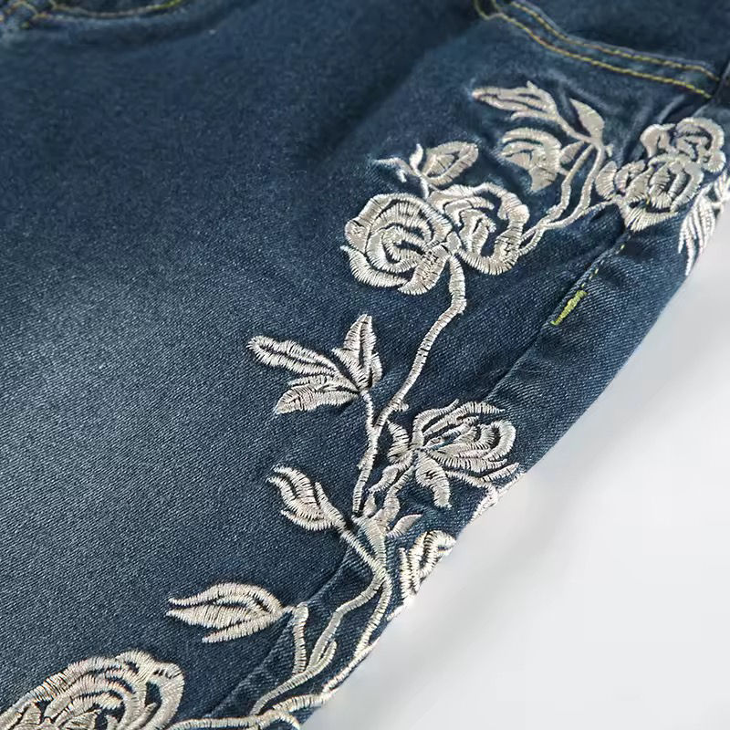 Thumbnail: Y2k Baggy Floral Embroidery Low Rise Flared Denim Jeans