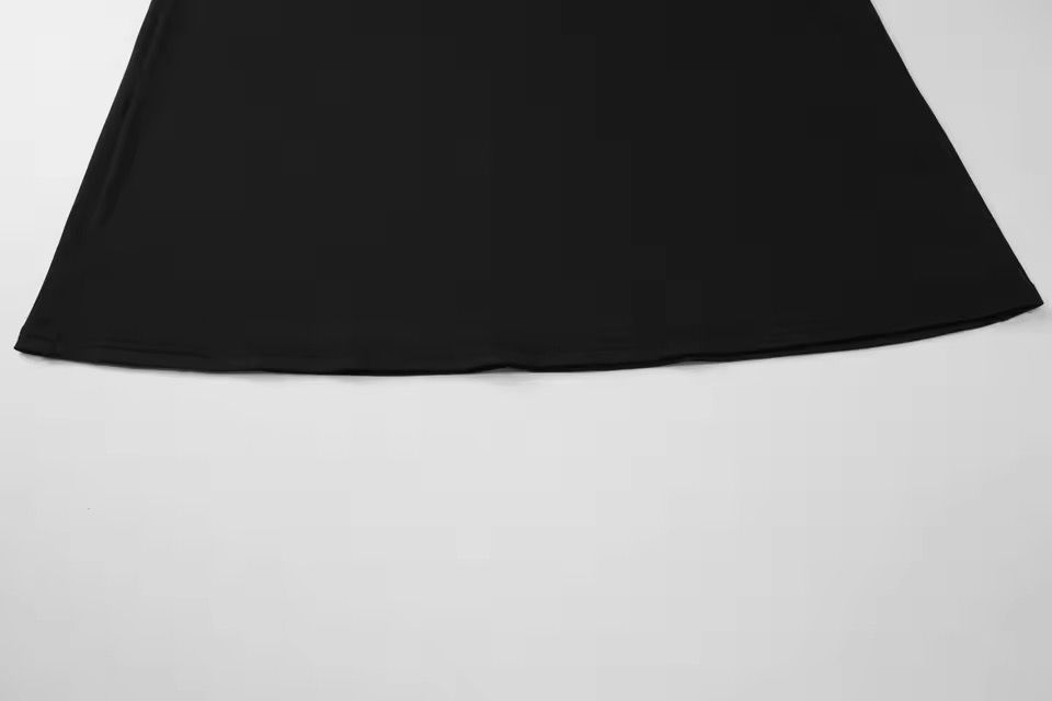 Thumbnail: Elegant Black 2 Piece Backless Long Dress