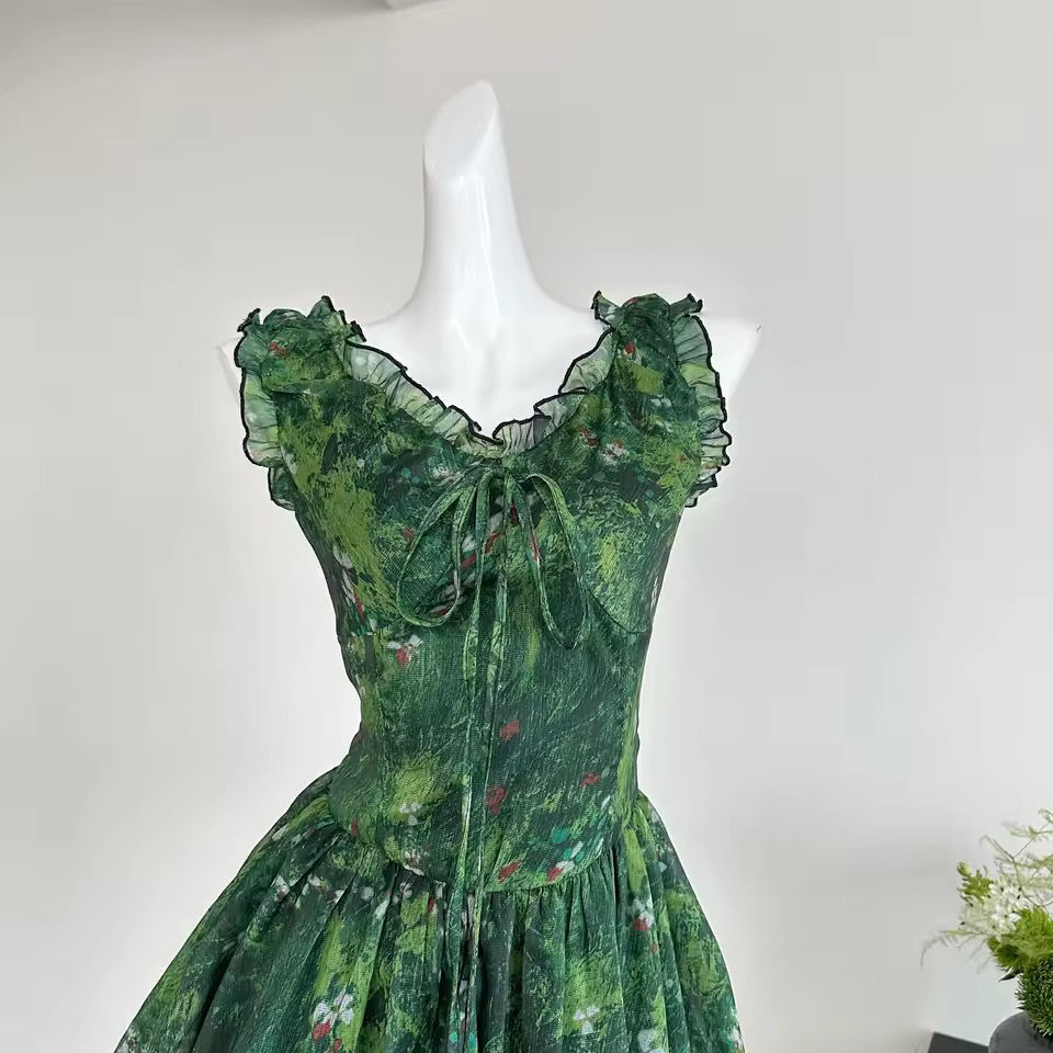 Thumbnail: Elegant Green Chiffon Forest Summer Dress