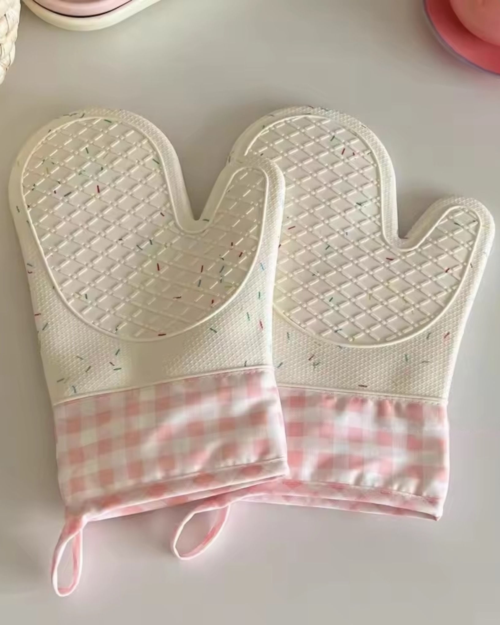 Plaid Pink with Anti Slip Cotton and Heat-resistant Silicone Microwave Gloves 