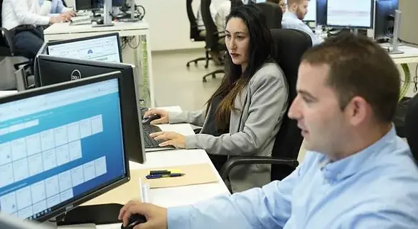 informatica-empleo-mercadona-ky0E--620x349_abc.JPG.webp