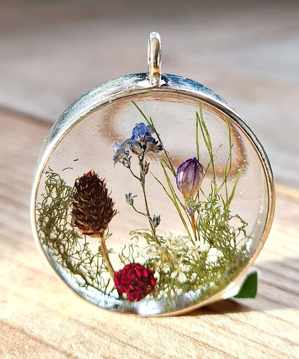 Thumbnail: Medaillon Wild Flowers