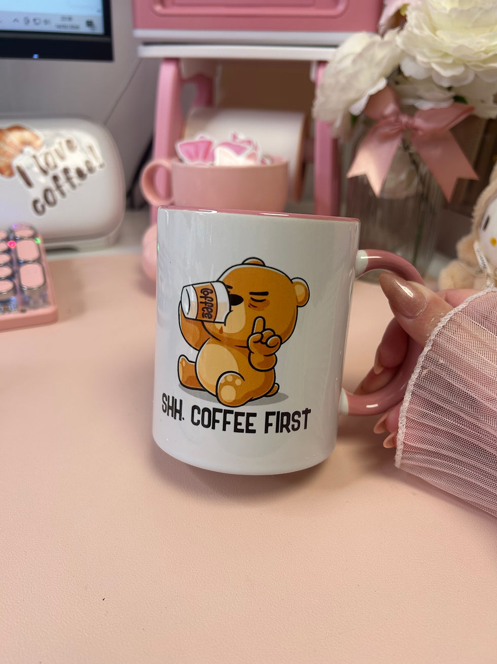 Miniature : Tasse shh coffee first