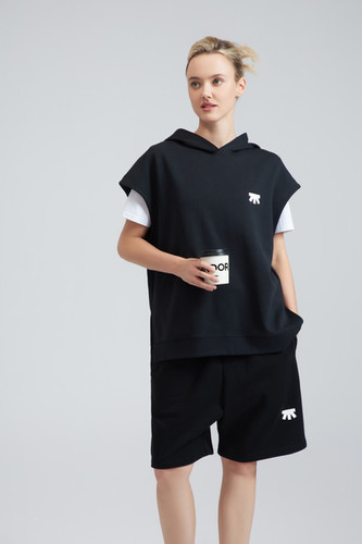 ◆HILLDA◆ Whole Sleeveless Hoodie Black 24SSHSHBL NSD Sleeveless Hoodie - Black - Rise Canada