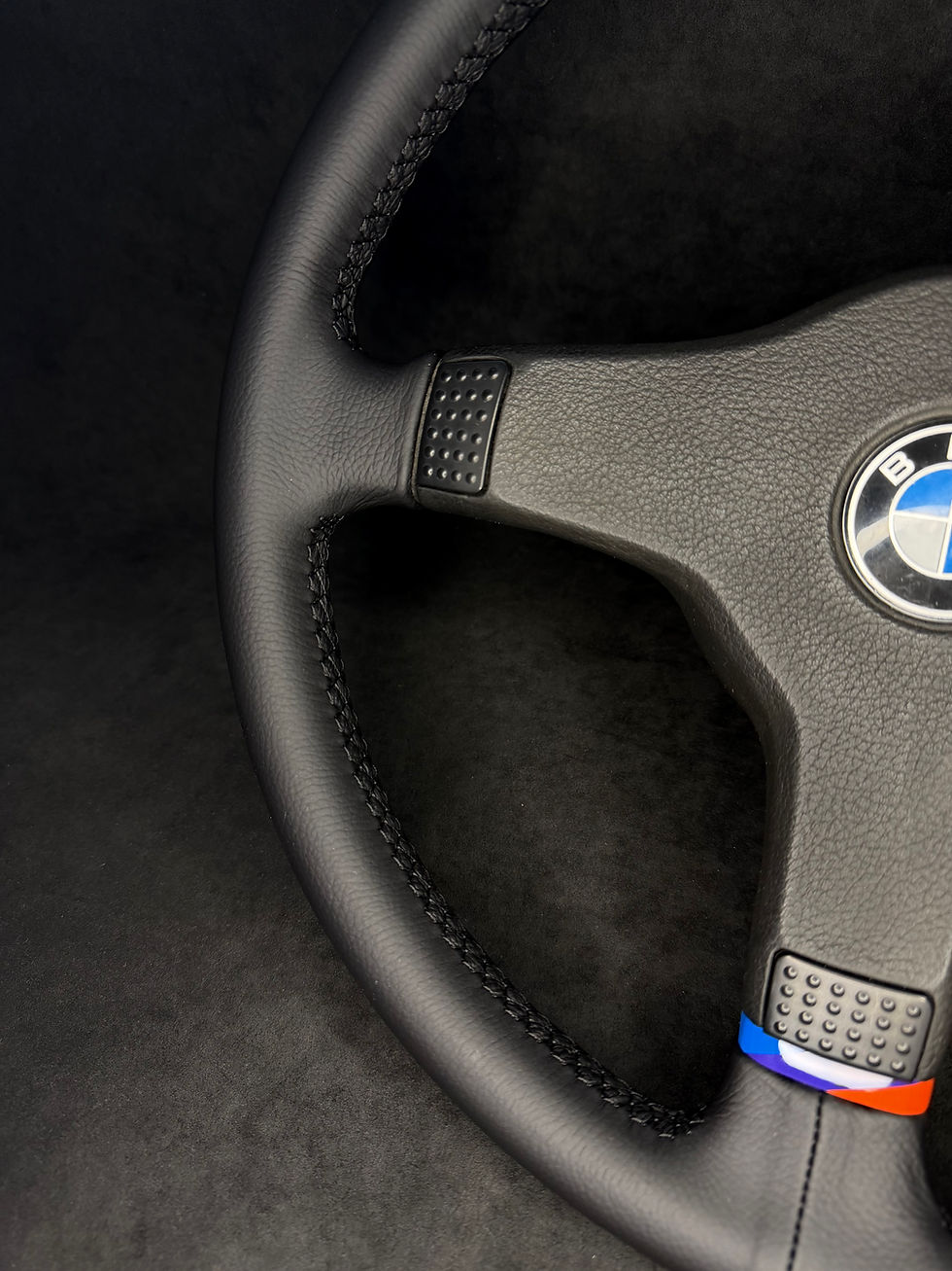 Miniature : Volant BMW E30 M3, Mtech1, 370MM