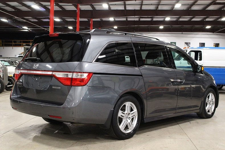 Miniatura: honda odyssey año 2011