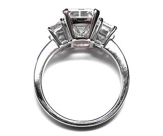 Lab Diamond Ring