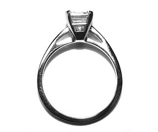 Lab Diamond Ring