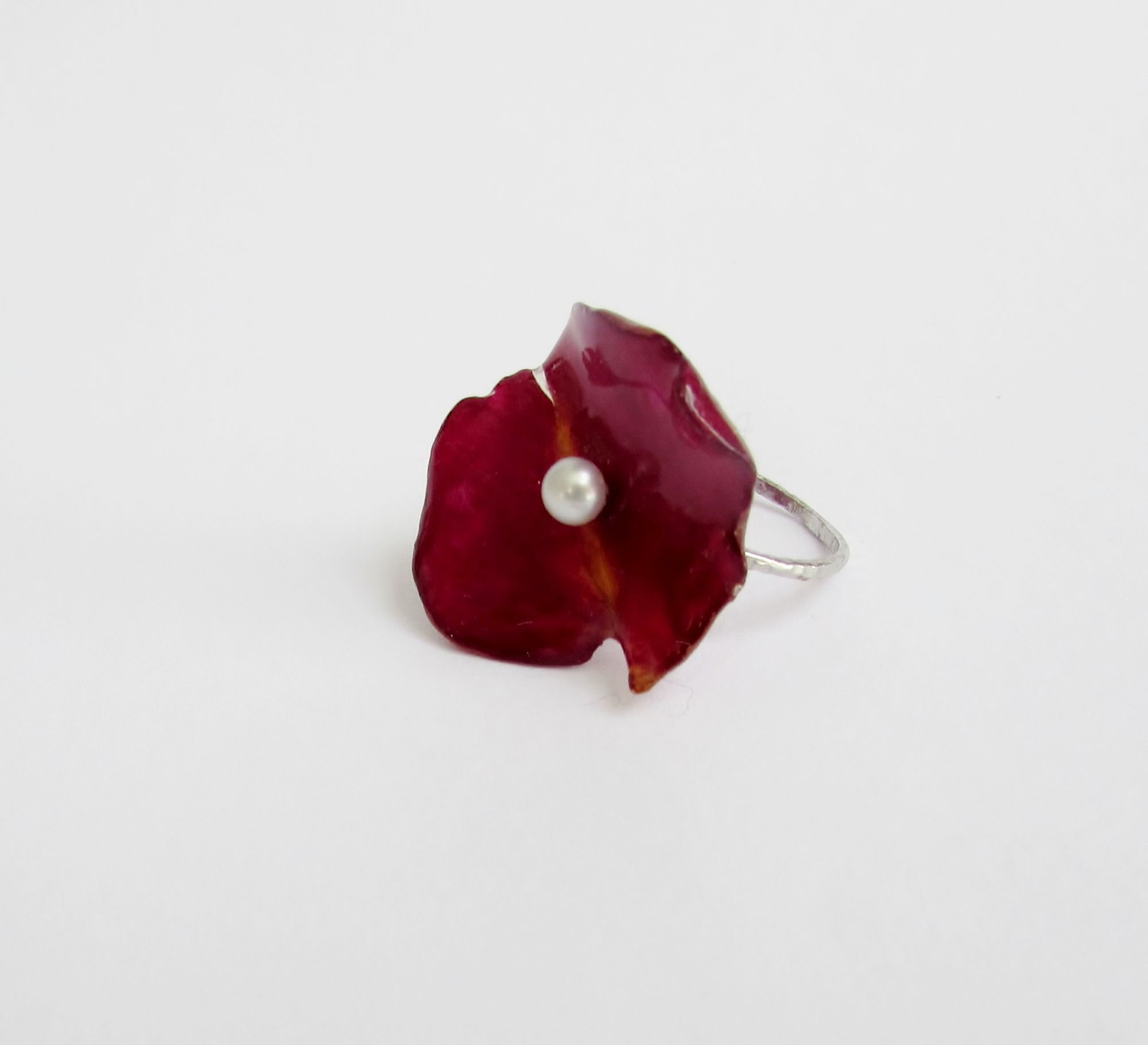 Red Rose Petal & Natural Pearl Adjustable Ring