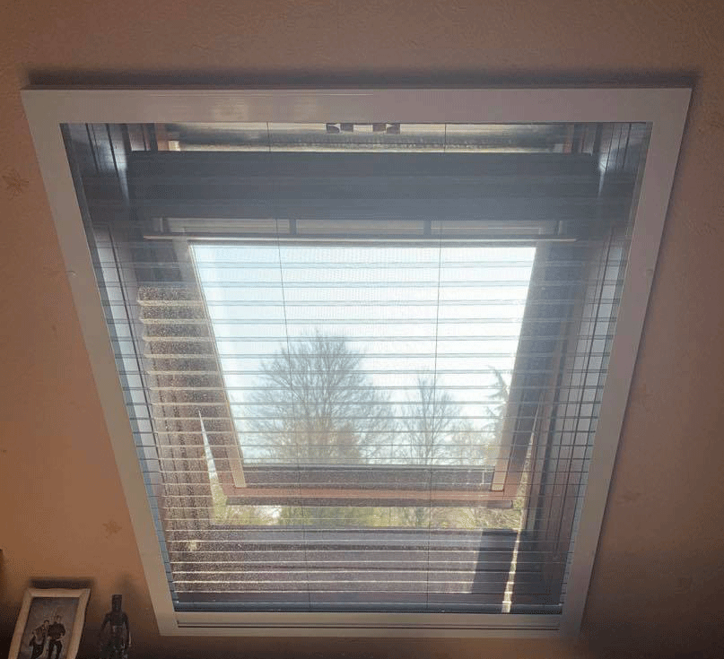 Moustiquaire plissé velux