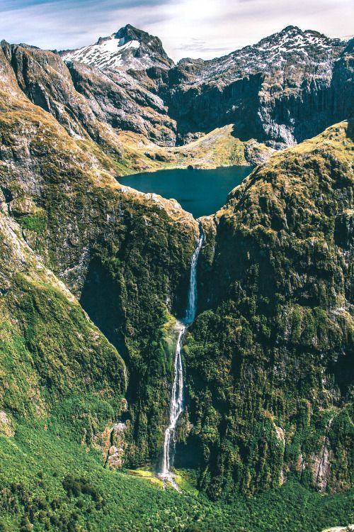 Sutherland Falls, Milford Sound, Luxe Tours