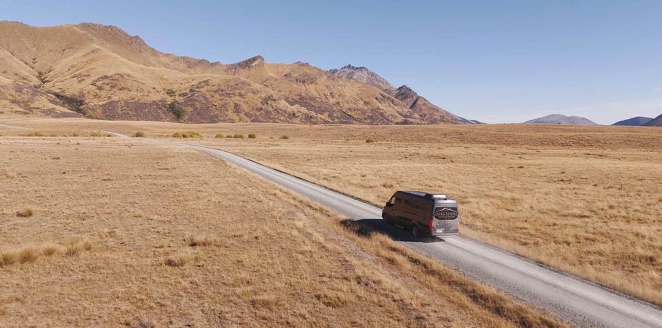 Milford Sound Luxe Tours through Von Valley