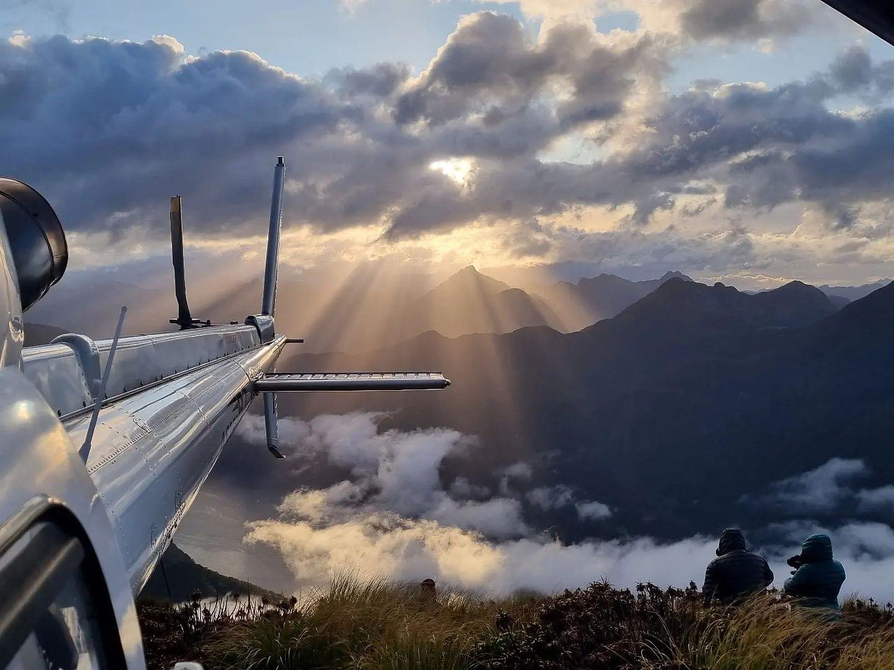 helicopter in milford sound