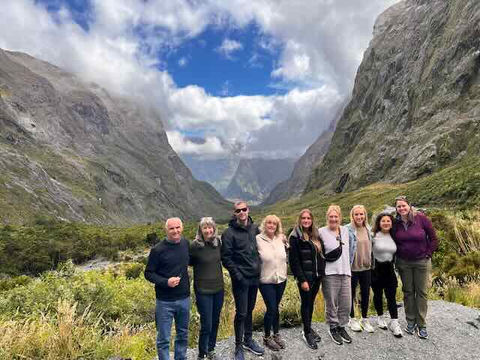Luxe Tours Milford Sound Tour Cleddau Valley