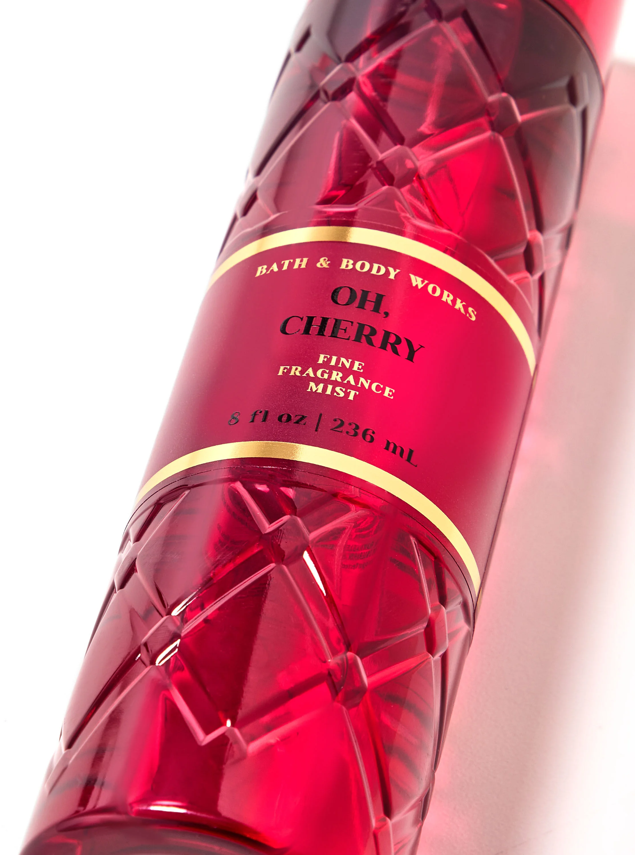 Bath & Body Works - Fragancia hidratante Oh, Cherry 8fl/236ml