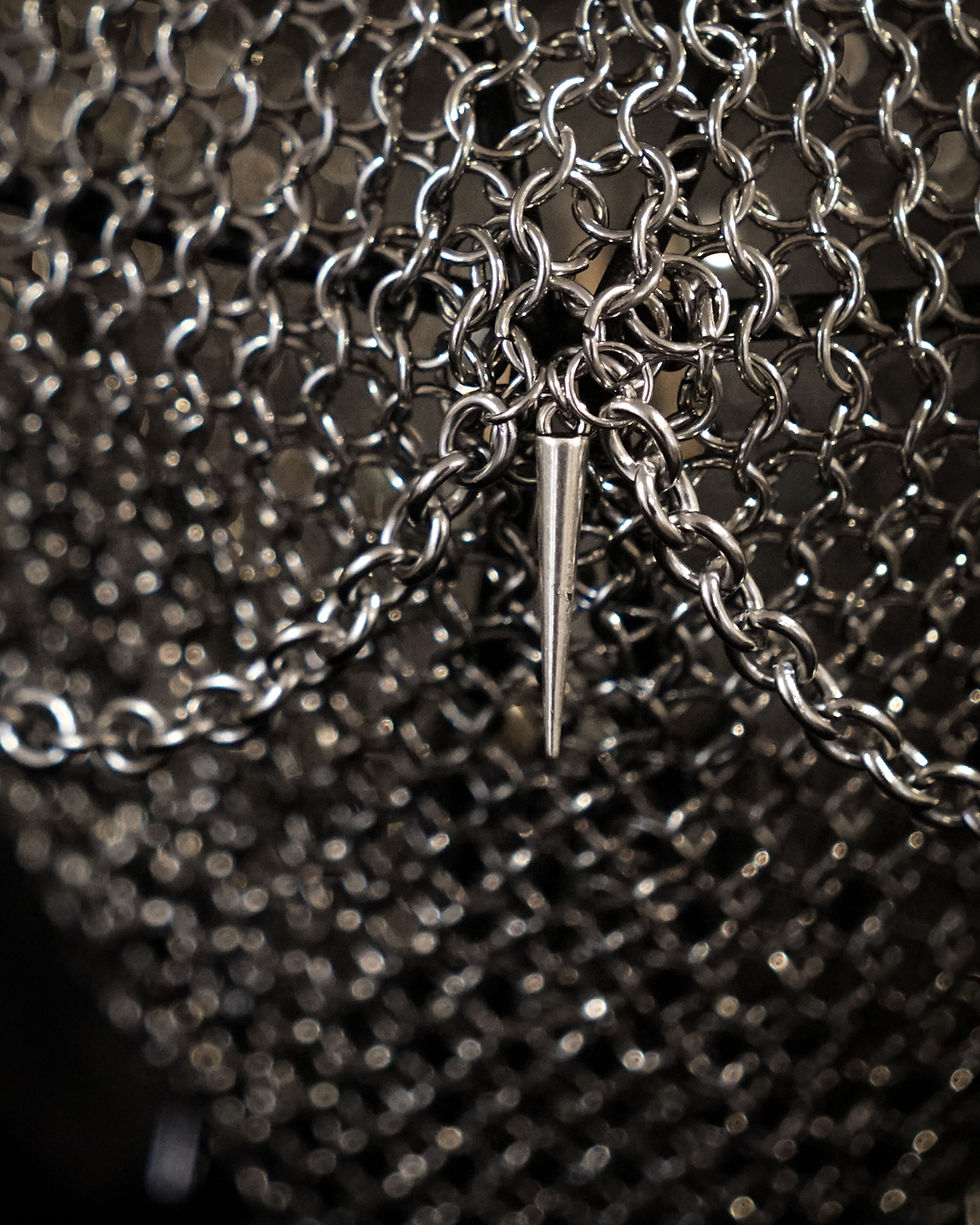 Thumbnail: Diamond Chainmail Lamp