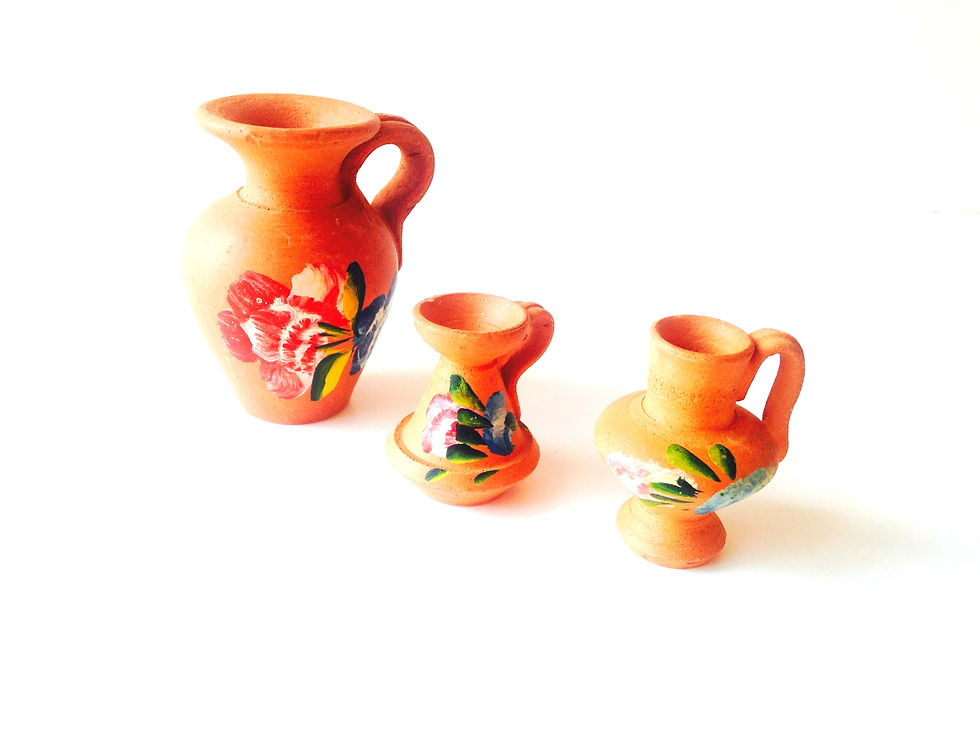 Miniature : Poterie miniature, terre cuite, jarres miniatures décorées