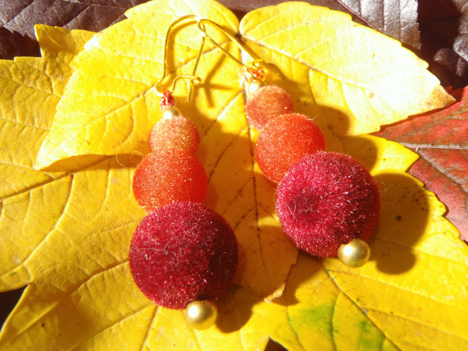 Boucles d'oreilles PERLES D'OCTOBRE, perles douces dégradé de couleurs