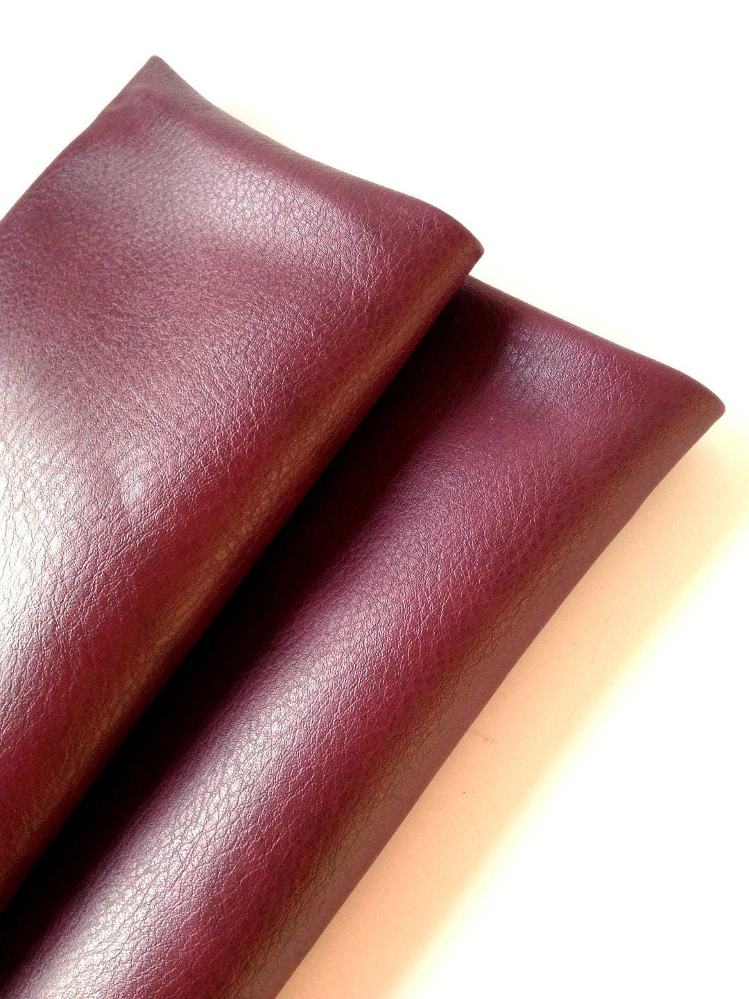 Coupon de tissu Simili Cuir Griffine Bordeaux, 50 x 70 cm