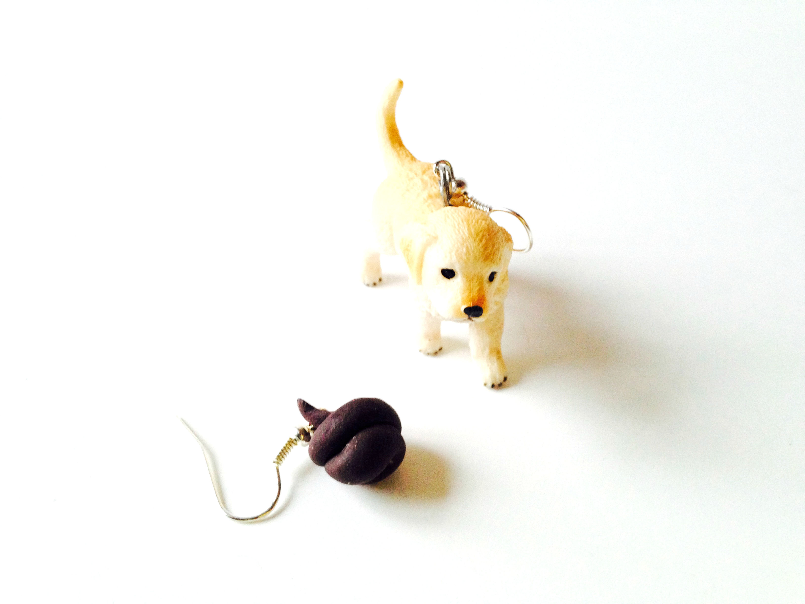 Boucles d'oreilles BLANC COMME NEIGE, petit chien blanc labrador trop mignon